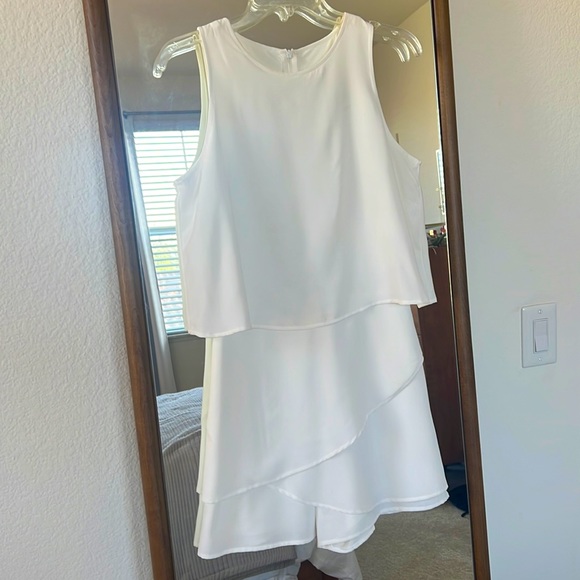 White Crepe Layered Romper Jumpsuit Dress - Picture 1 of 2